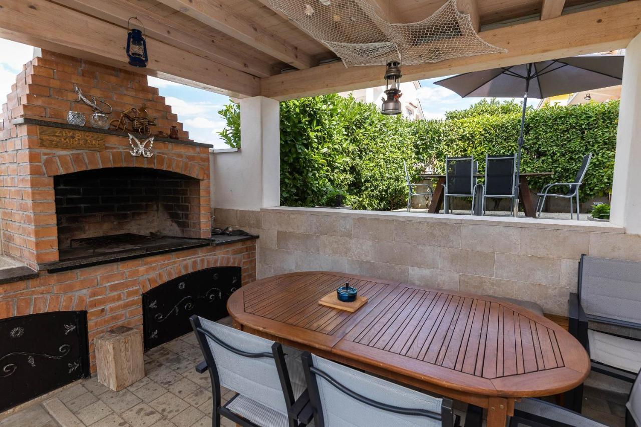 Apartmani Dea Crikvenica Exterior foto